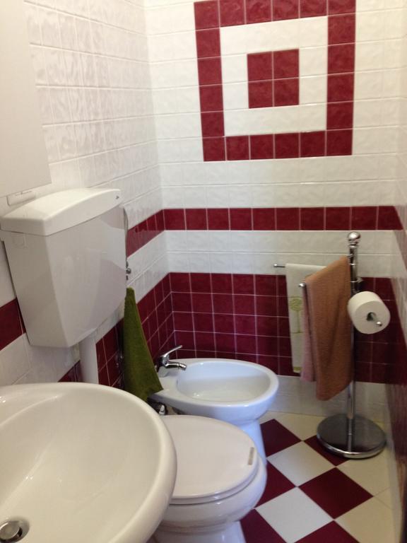 B&B Mar Tirreno Barcellona-Pozzo di Gotto Rom bilde
